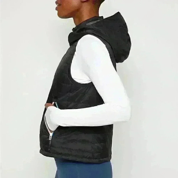 NWT Fourlaps Women's Lightweight Cover Vest - Black Sz M MSRP $158 - Picture 3 of 5